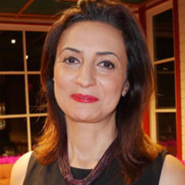 Mona Laroussi