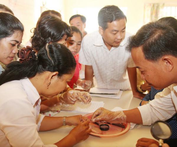Biology workshop Cambodia VVOB