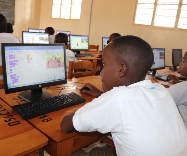 Coding club Rwanda (VVOB)